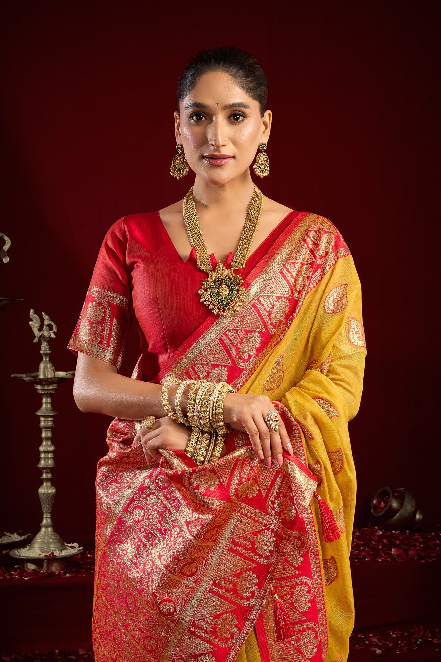 Yellow Fancy Modal Banarasi Zari Saree with Premium Zhallar Border – Designer Festive Party Wear Saree