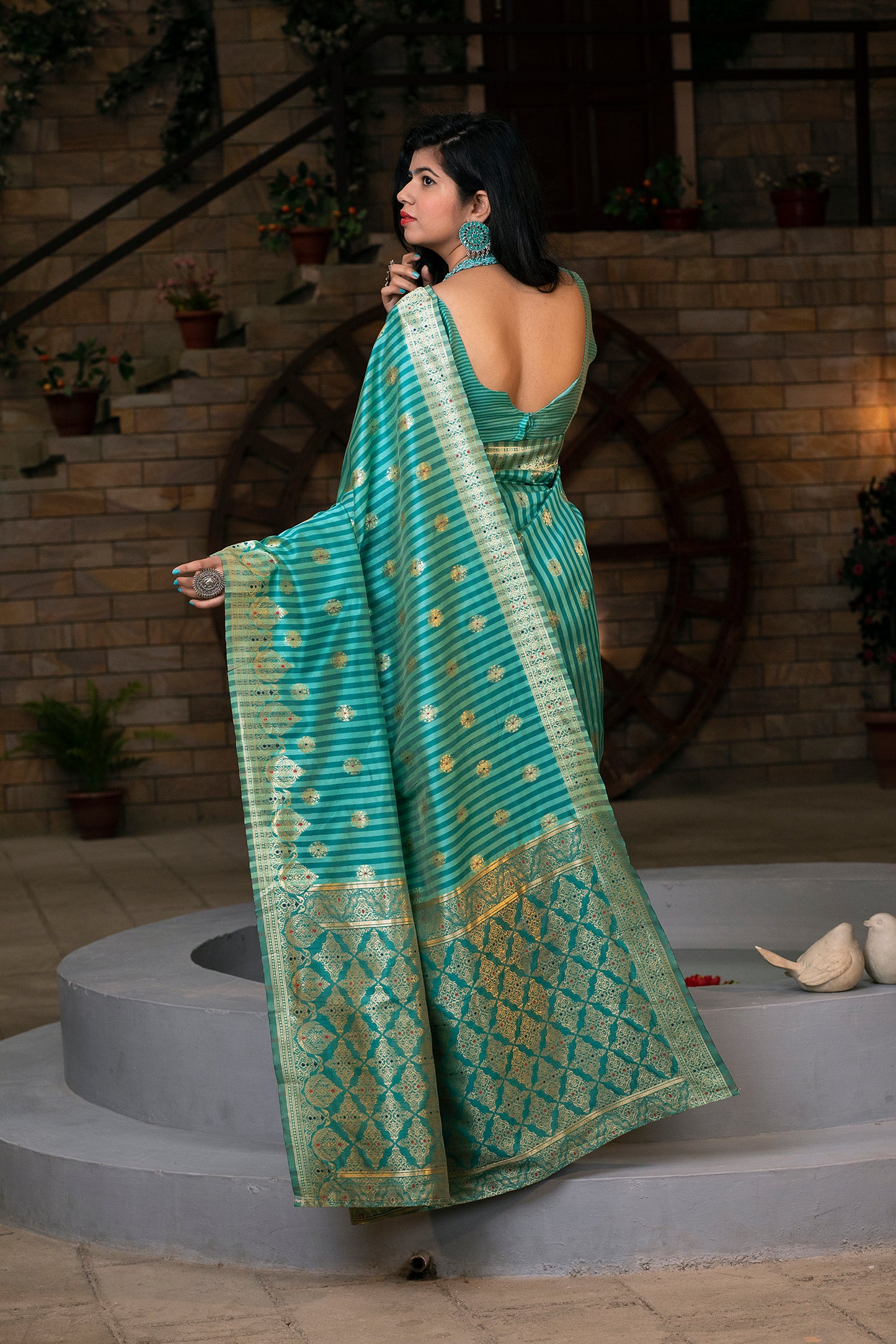 Green Color Beautiful Banarasi Weaving Silk Party Wear Saree