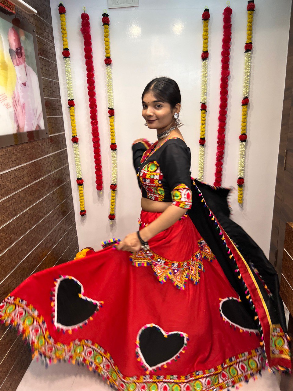 Red Cotton Silk Gamthi Work Butta Lace Work Navratri Lehenga Choli