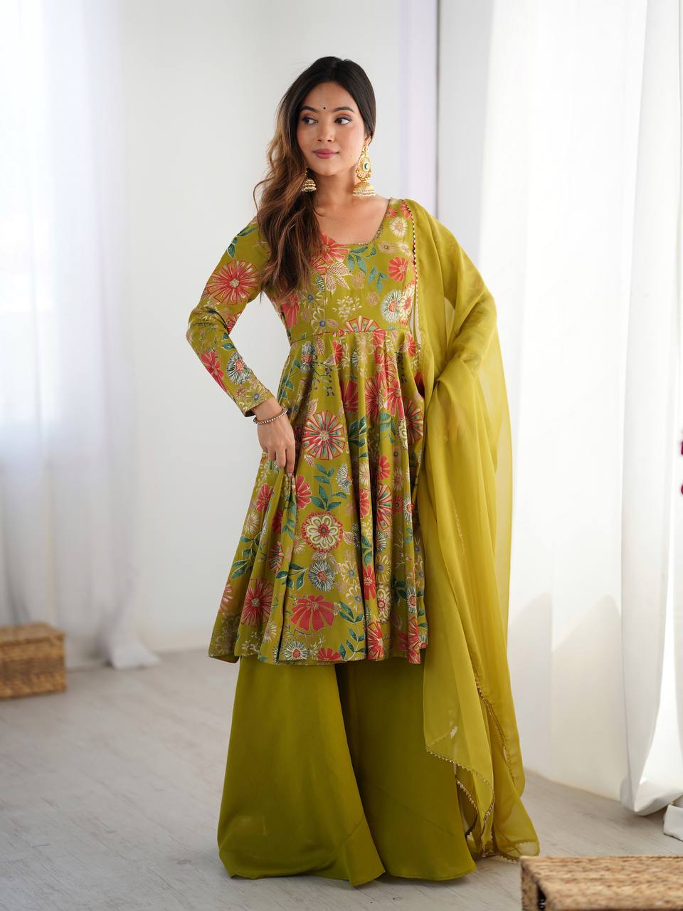 Mehandi Chanderi Discharge Print Fabric Fancy Lace Work Palazzo Suit Set
