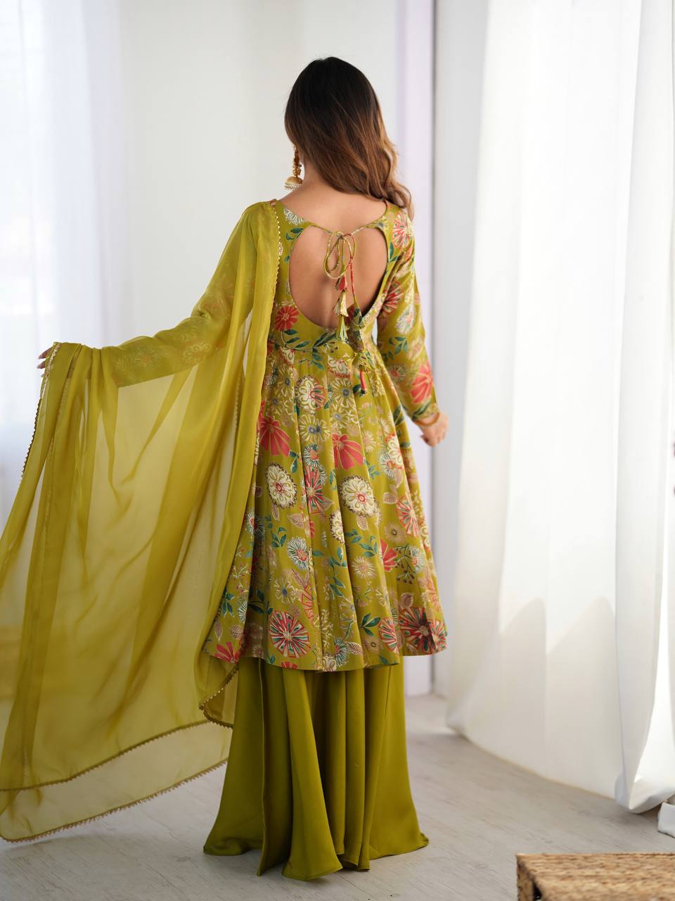 Mehandi Chanderi Discharge Print Fabric Fancy Lace Work Palazzo Suit Set
