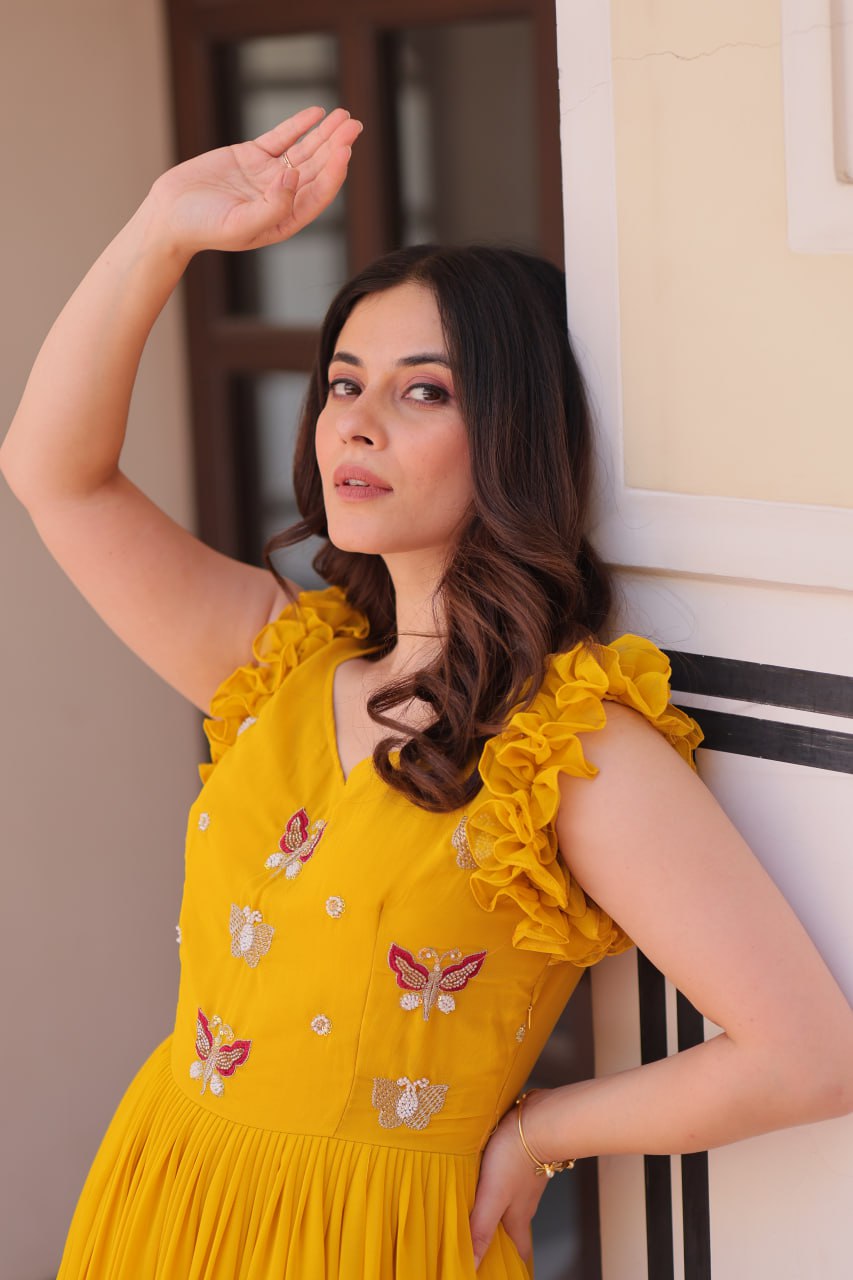 Yellow Faux Blooming With Sequins Embroidered Work Sleevesless Gown