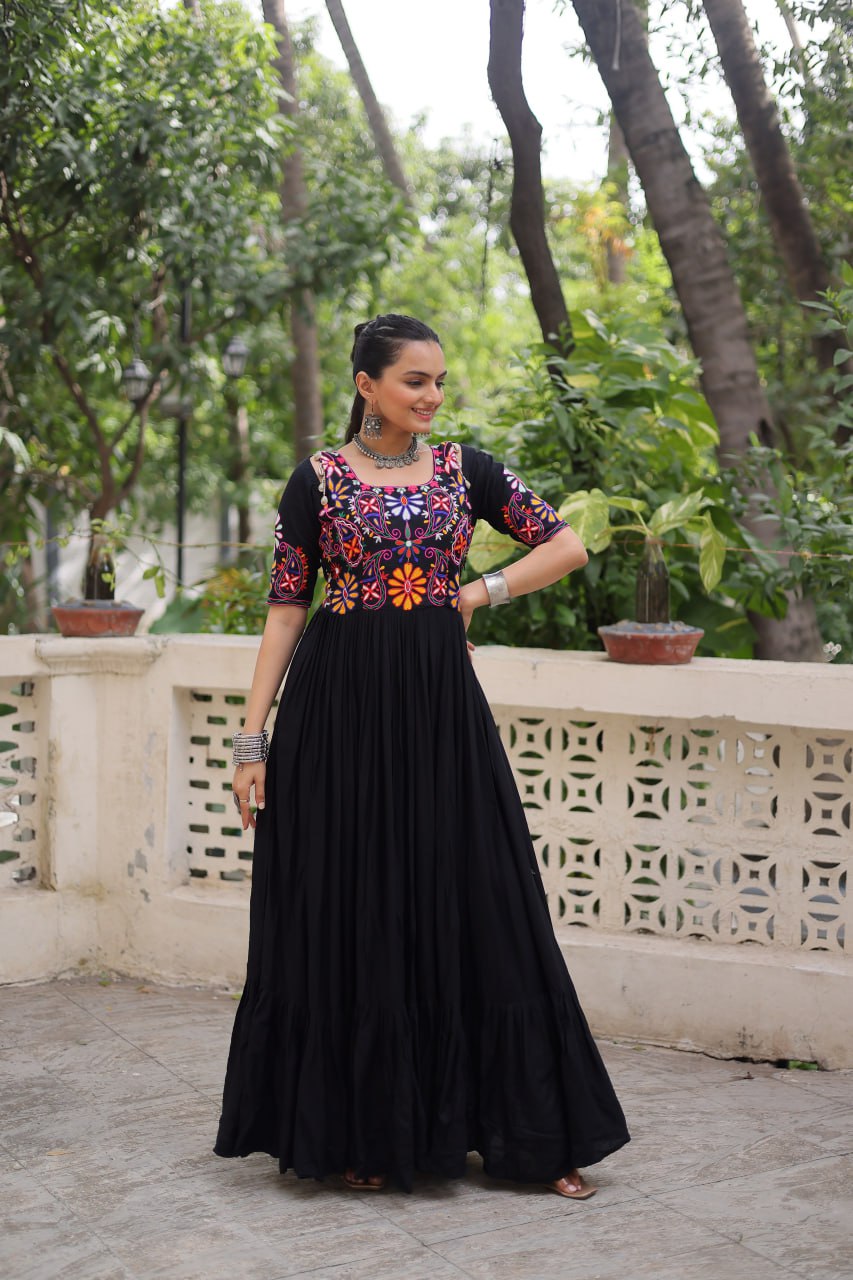 Black Reyon Kutchi Gamthi Embroidered Thread Work Navratri Gown