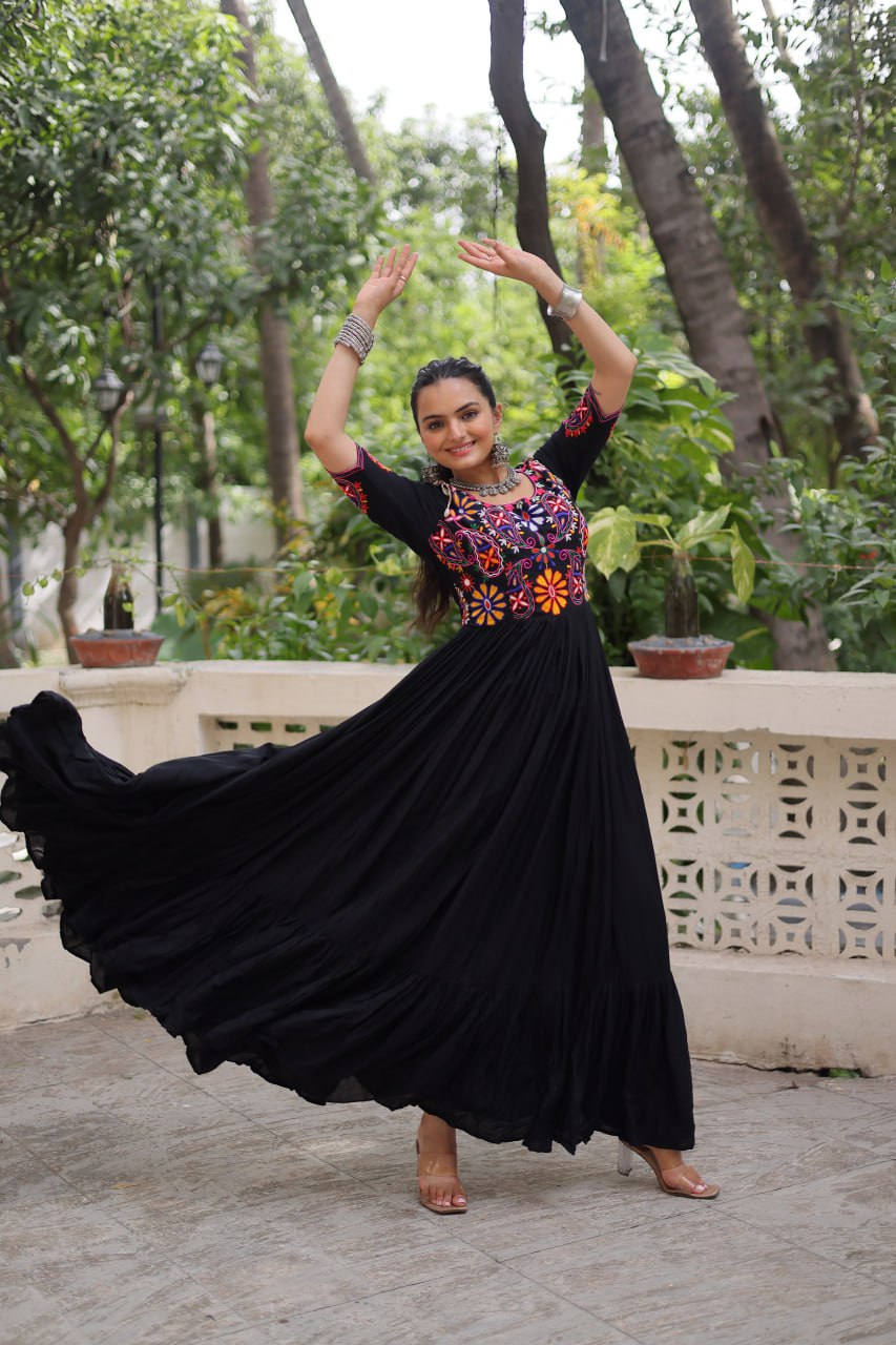 Black Reyon Kutchi Gamthi Embroidered Thread Work Navratri Gown