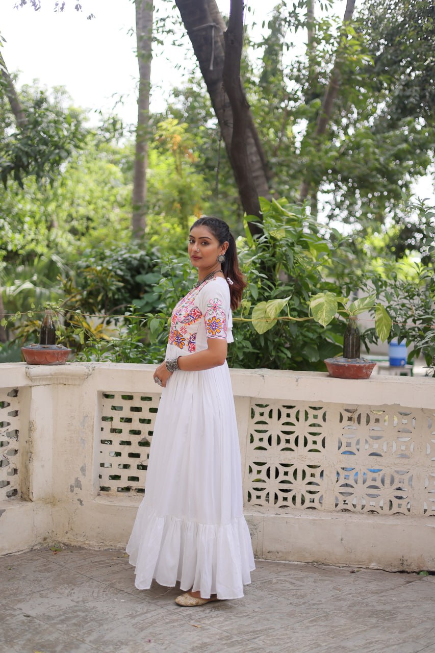 White Reyon Kutchi Gamthi Embroidered Thread Work Navratri Gown