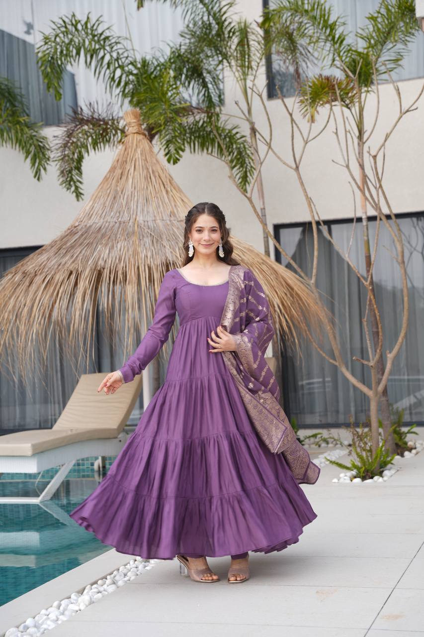 Mauve Purple Chanderi Silk Full Churidar Sleeves Lace Work Anarkali Sa –  The Beauty Queen