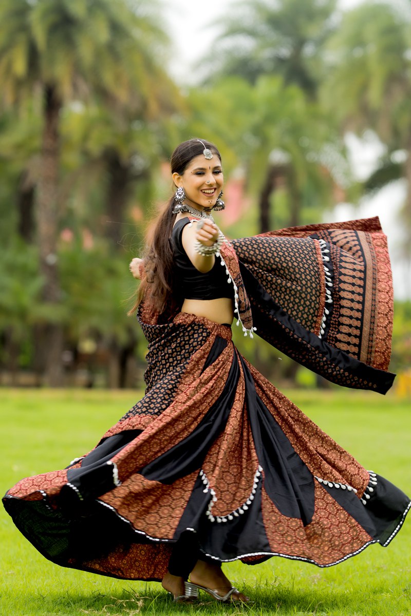 Coffee Rajwadi Pure Cotton Plain And Printed Kodi Work Navratri Lehenga Choli