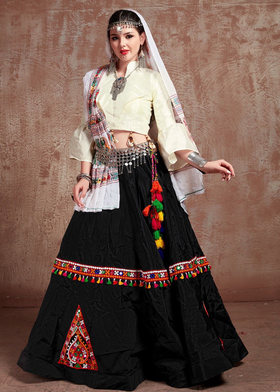 White Rajwadi Gamthi Lace With Mirror Work Navratri Lehenga Choli