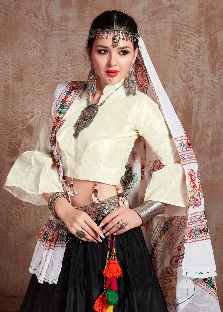 White Rajwadi Gamthi Lace With Mirror Work Navratri Lehenga Choli