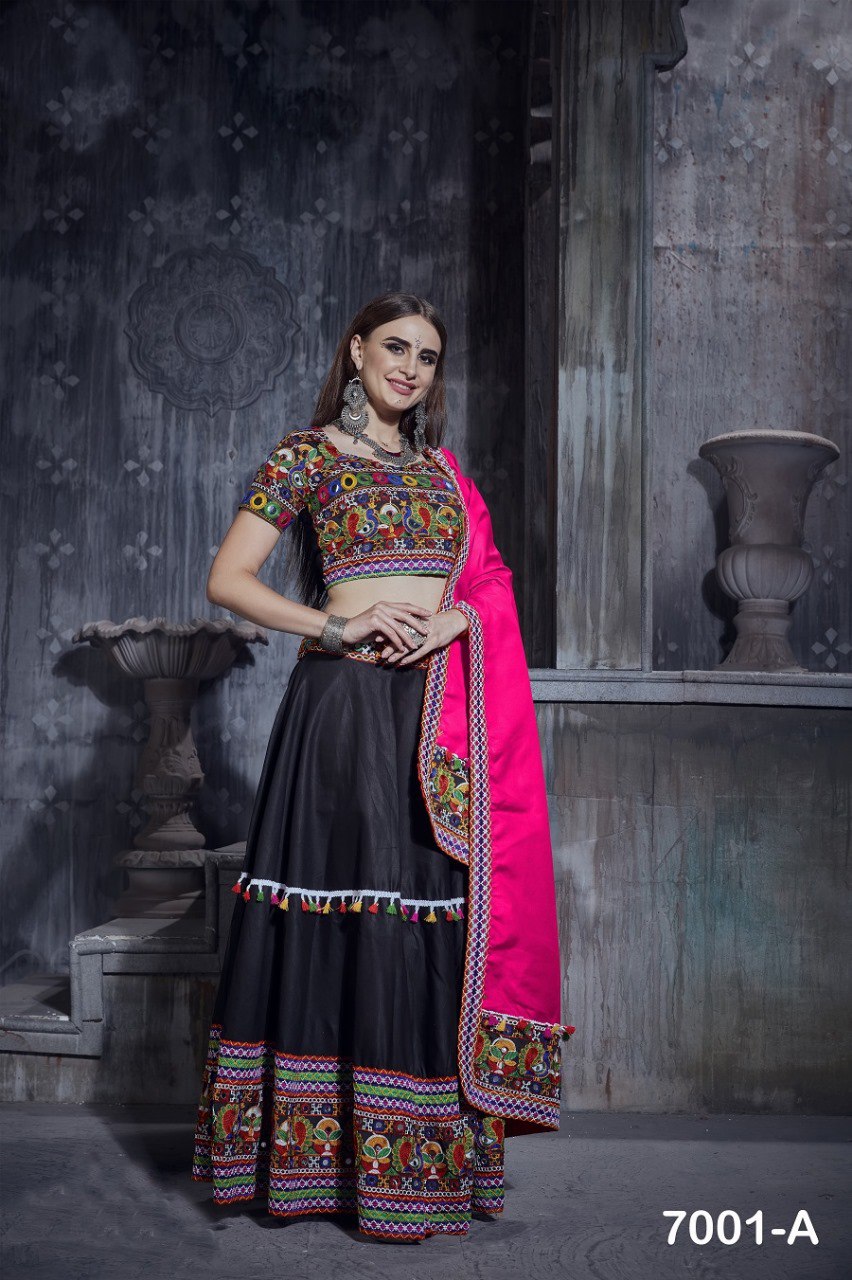 Pink Rajwadi Gamthi Lace With Mirror Work Navratri Lehenga Choli