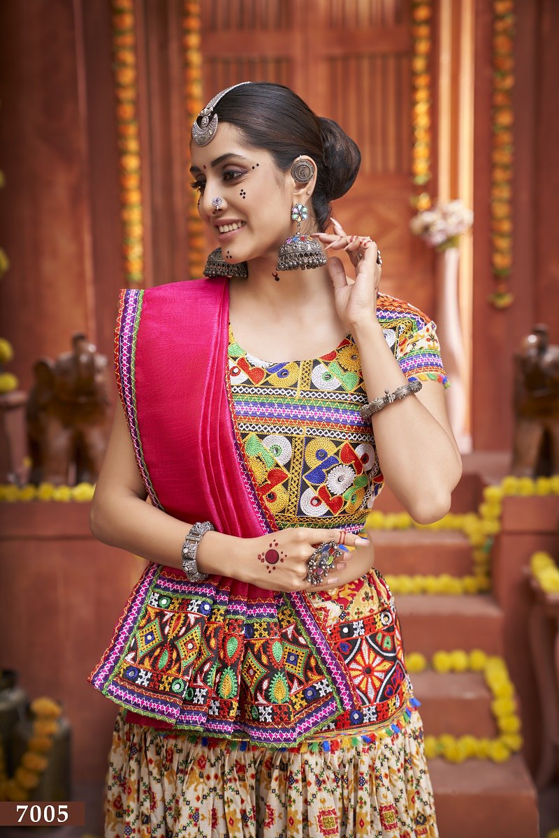 Cream Gamthi Work And Patola Print With Mirror Work Navratri Lehenga Choli