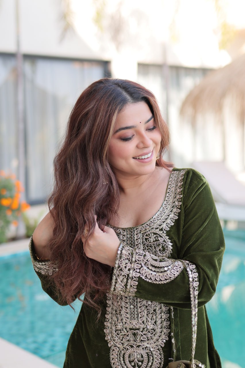 Green Velvet With Rich Zari Embroidered And Real Mirror Work Suit