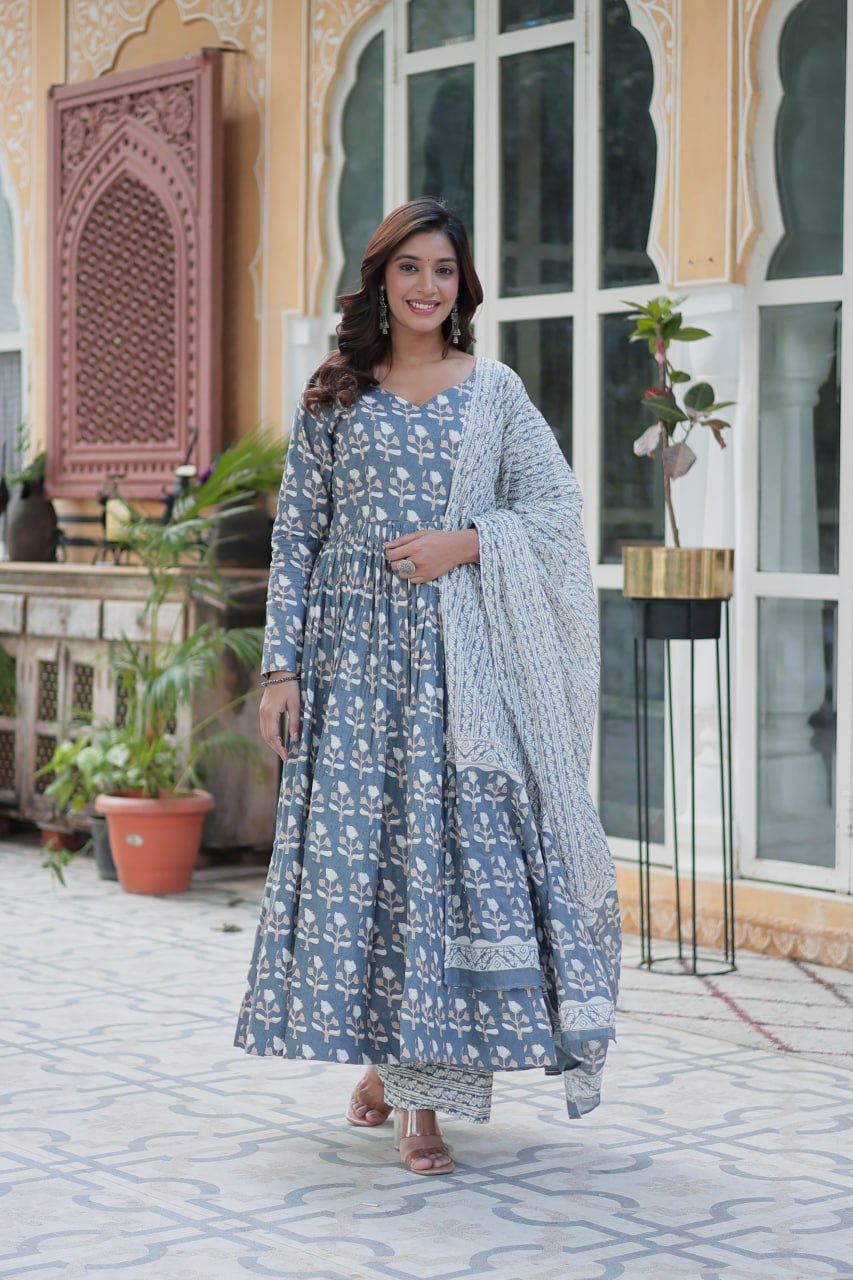 Grey Pure Cotton Readymade Kurti With Pant Dupatta Set