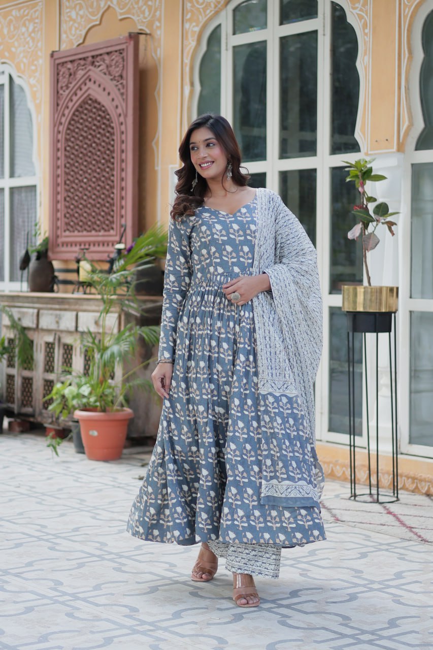 Grey Pure Cotton Readymade Kurti With Pant Dupatta Set