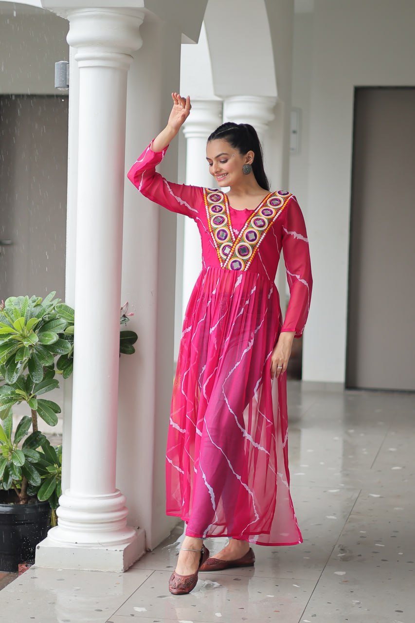 Pink Leheriya Print Work With Kutchi Patchework Navratri Kurti