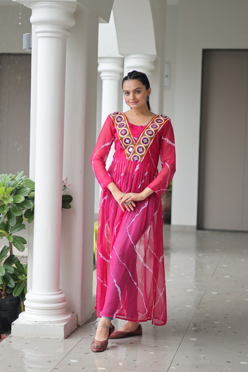 Pink Leheriya Print Work With Kutchi Patchework Navratri Kurti