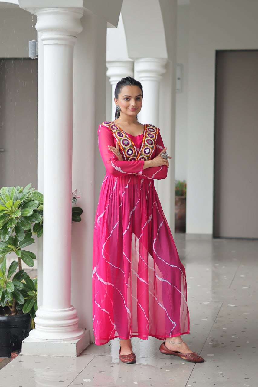 Pink Leheriya Print Work With Kutchi Patchework Navratri Kurti