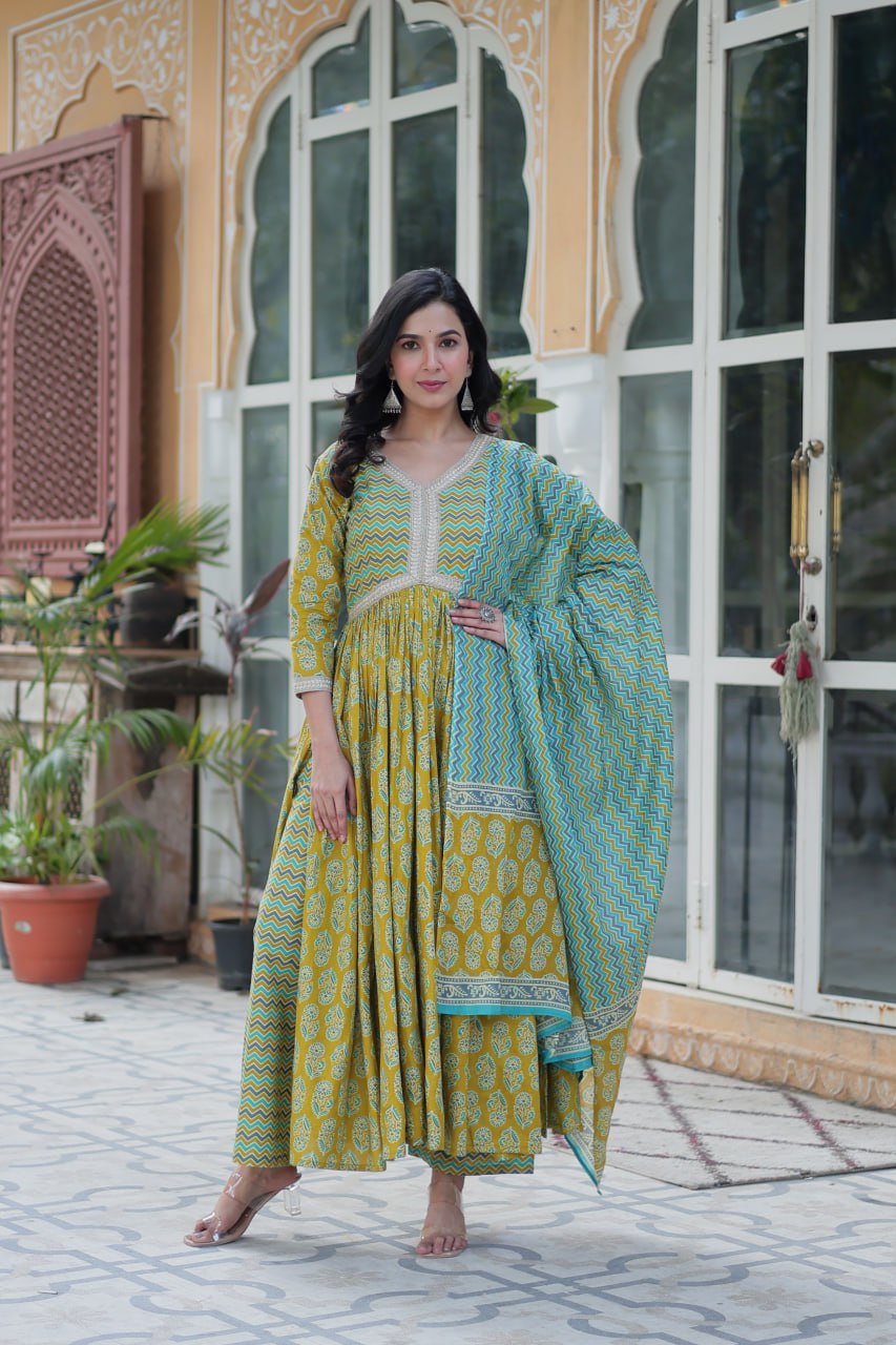 Green Pure Cotton Readymade Kurti With Pant Dupatta Set