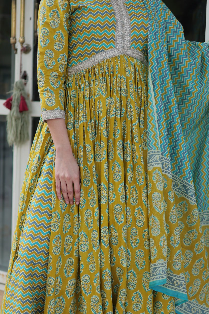 Green Pure Cotton Readymade Kurti With Pant Dupatta Set