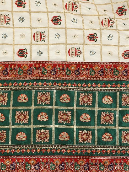 White And Green Beautiful Designer Panetar Silk Saree