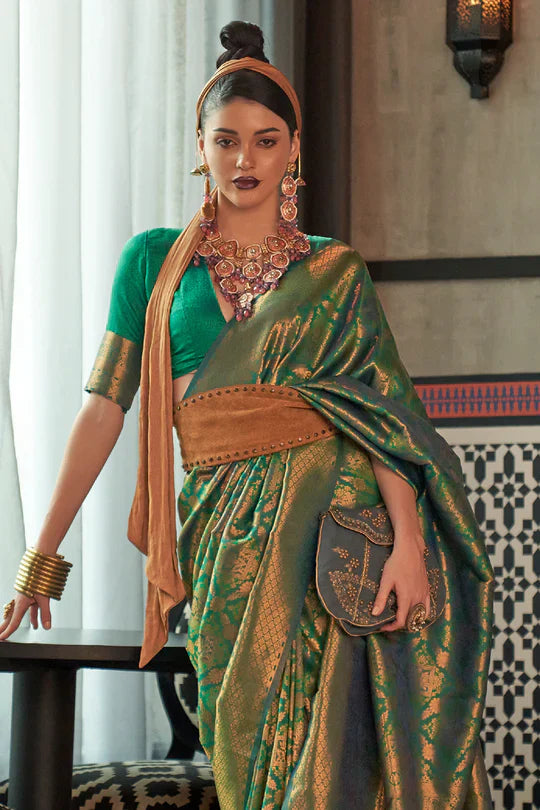 Leaf Green Two Tone Handloom Saree