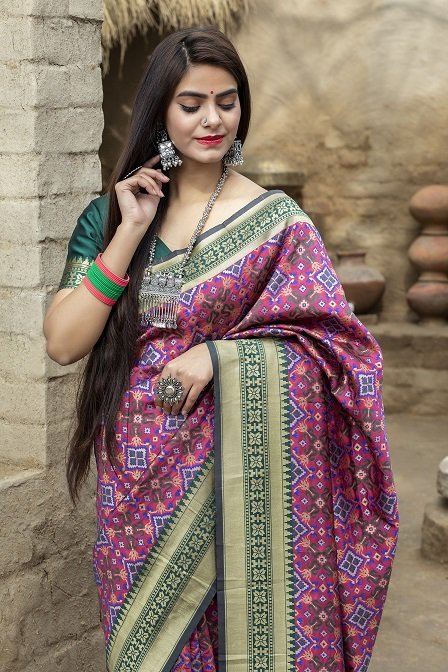 Rani Banarasi Weaving Silk Saree Collection