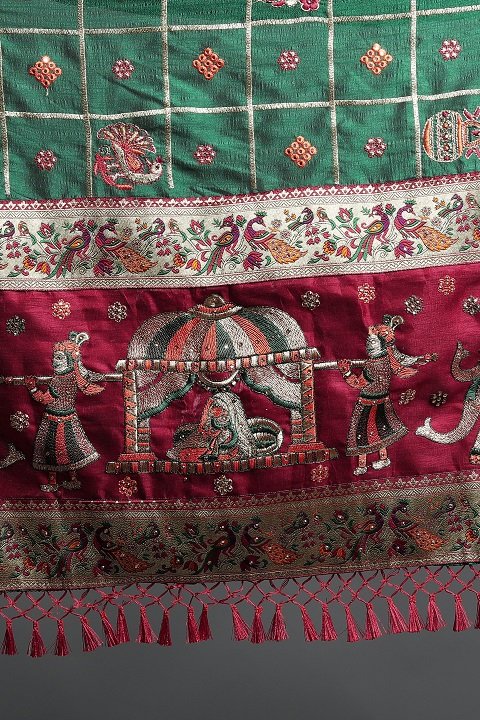 Patola Silk Saree | Dark Red Maroon, Bottle Green Panetar Wedding Saree | Doli Design Saree