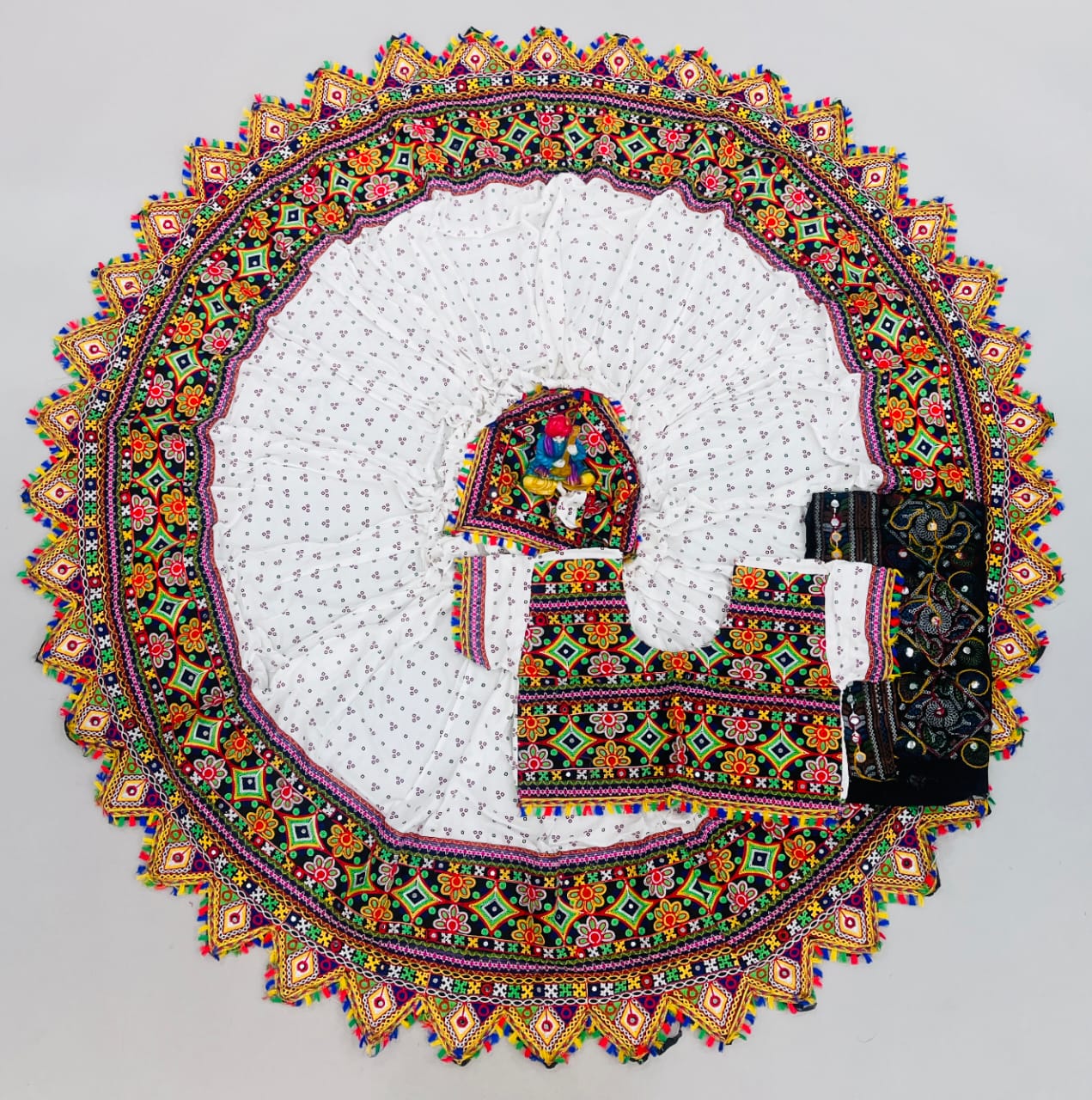 White Pure Heavy Rayon Cotton With Bandhani Print And Real Mirror Work Navratri Lehenga Choli