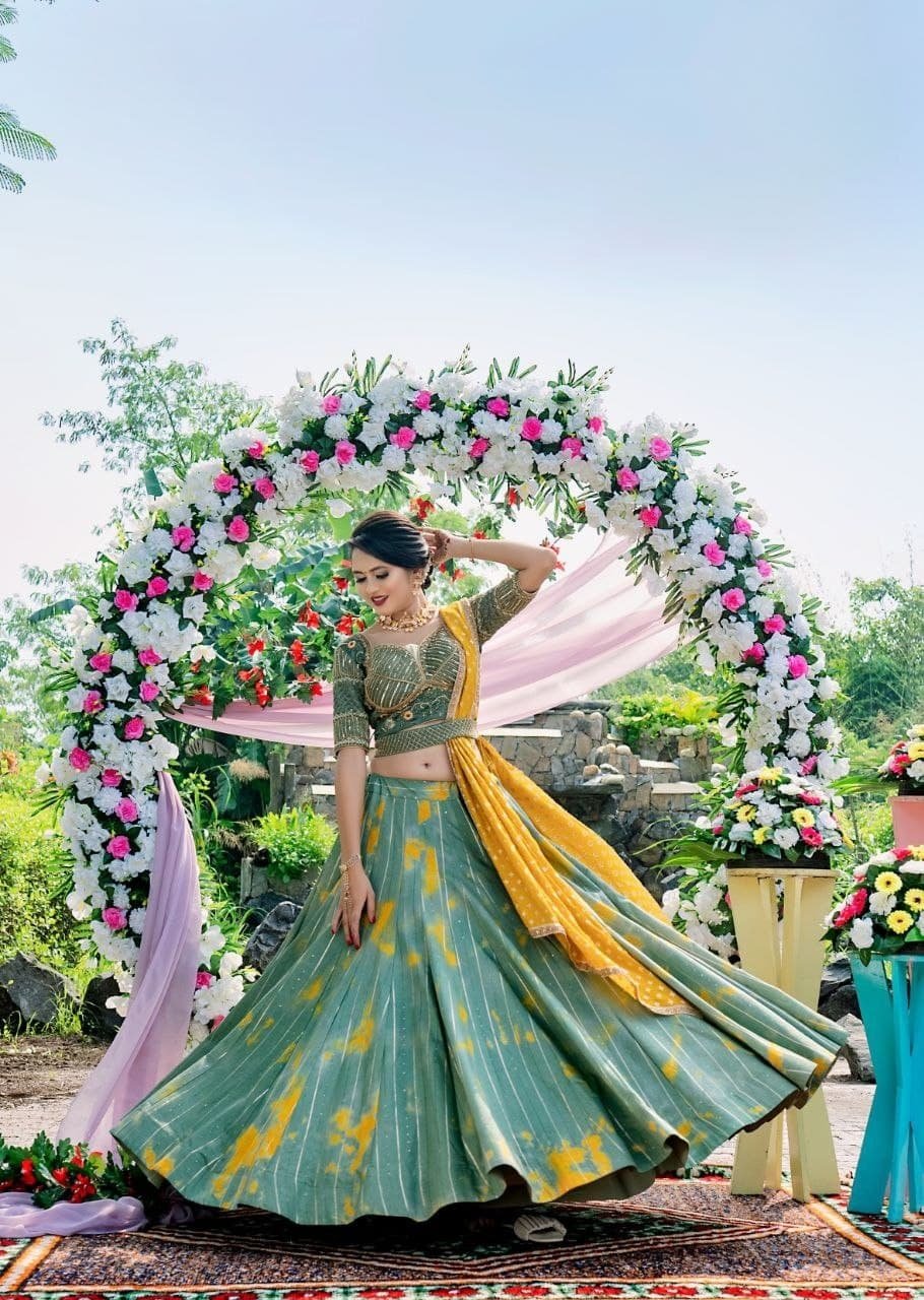 Wedding Wear Semi Stitched Green Signal Lehenga Choli Semi Stichh