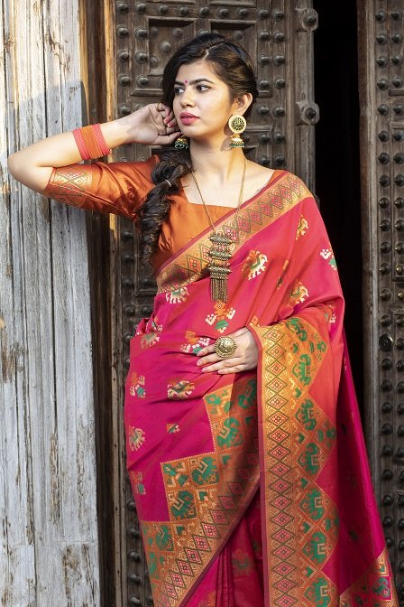 Deep Pink Color Weaving Saree With Unstitched Blouse