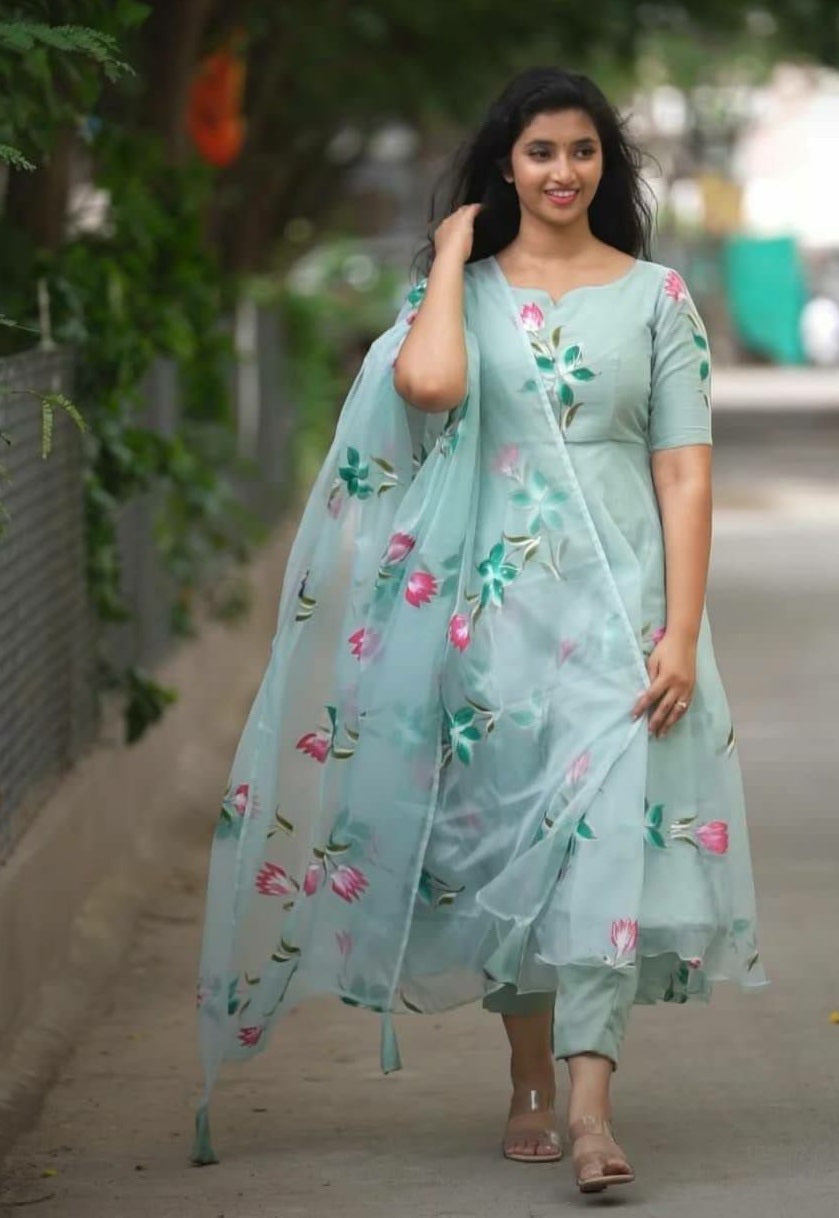 Cruise Fox Organza With Digital Print Sleeves Party Wear Salwar Suit – The  Beauty Queen