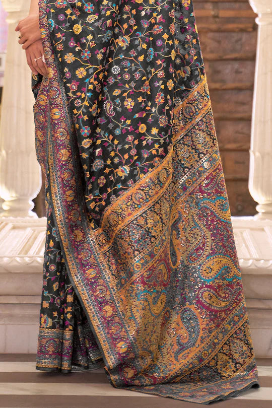 Stylish Black Colour Soft Handloom Weaving Silk Saree With Blouse