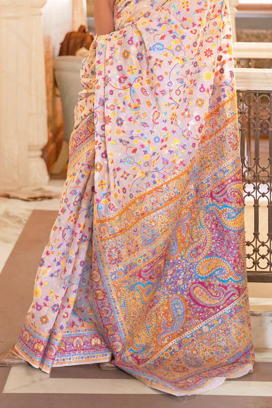 Latest White Colour Soft Handloom Weaving Silk Saree With Blouse