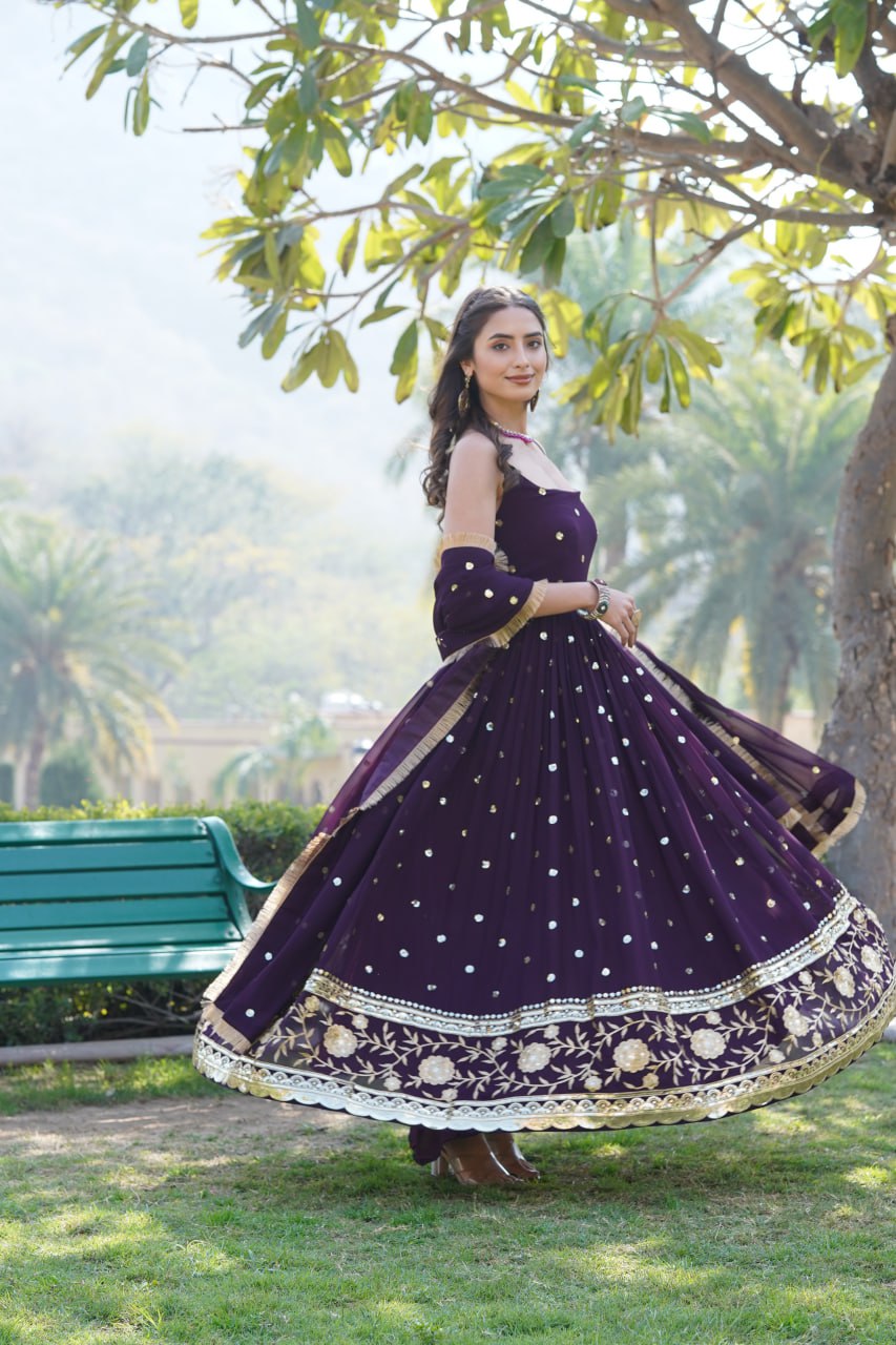 Wine Faux blooming With Sequins Embroidered Work Gown