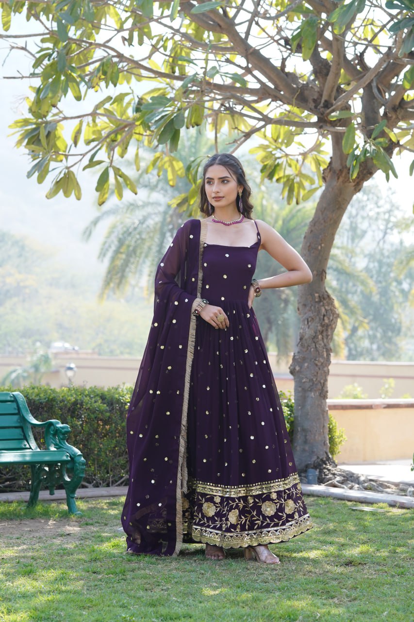Wine Faux blooming With Sequins Embroidered Work Gown
