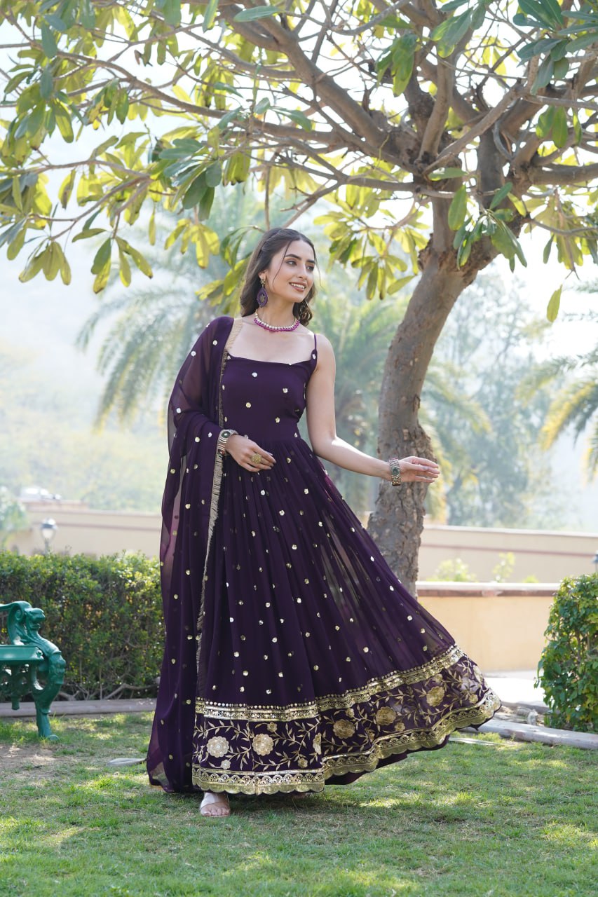 Wine Faux blooming With Sequins Embroidered Work Gown