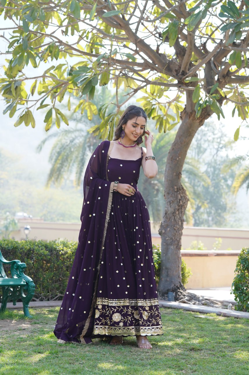 Wine Faux blooming With Sequins Embroidered Work Gown
