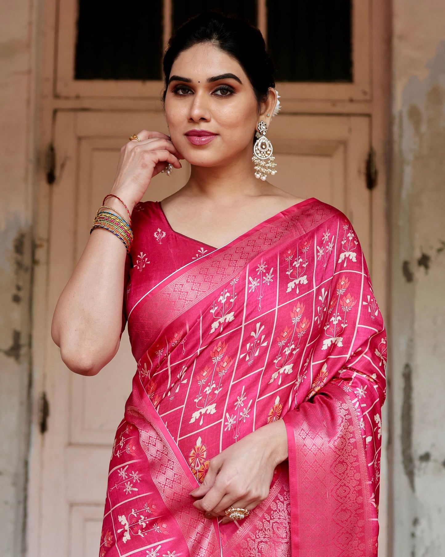 PURE SILK DIGITALLY PRINTED SAREE WEAVED WITH GOLDEN ZARI COMES WITH TASSELS