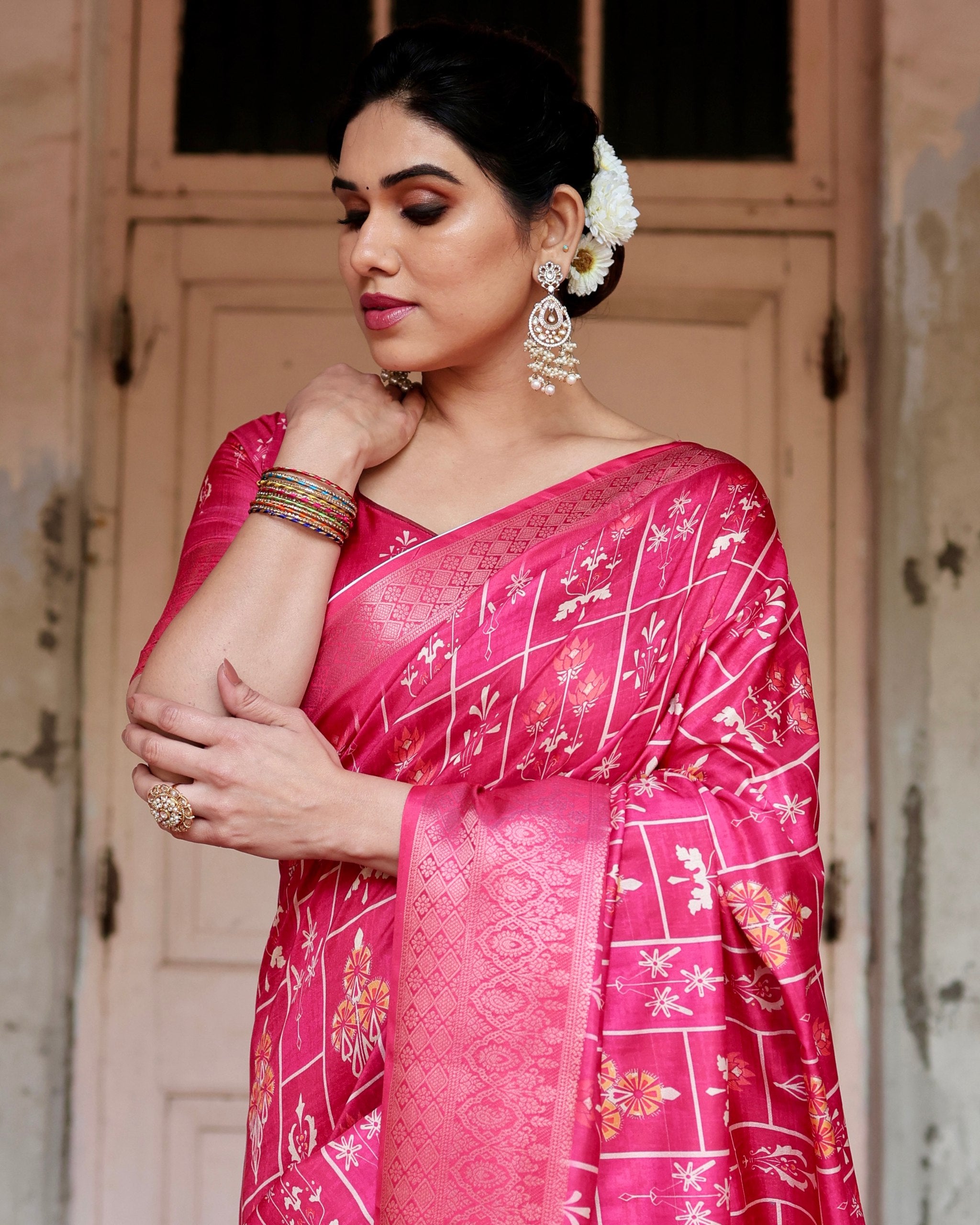 PURE SILK DIGITALLY PRINTED SAREE WEAVED WITH GOLDEN ZARI COMES WITH TASSELS