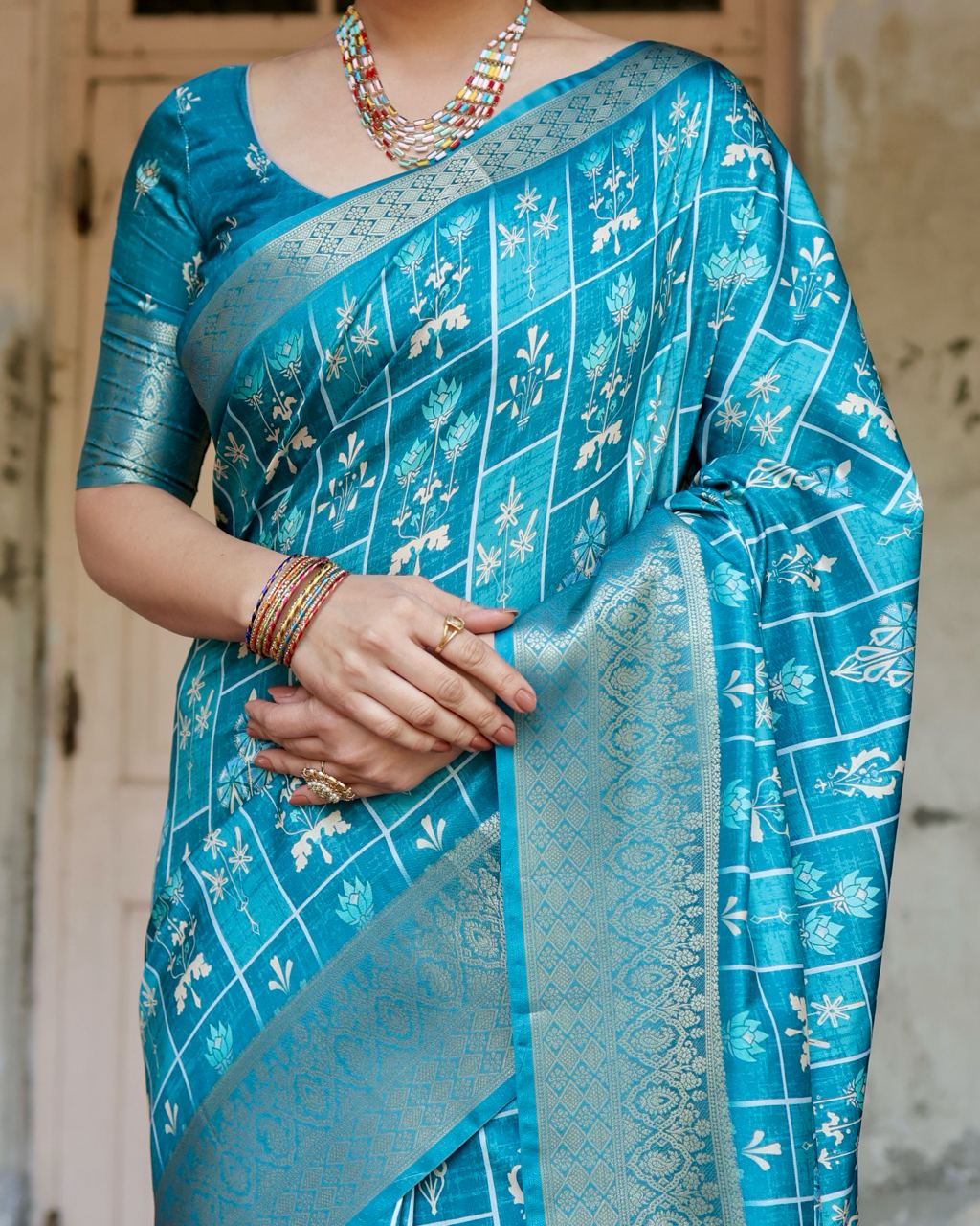PURE SILK DIGITALLY PRINTED SAREE WEAVED WITH GOLDEN ZARI COMES WITH TASSELS