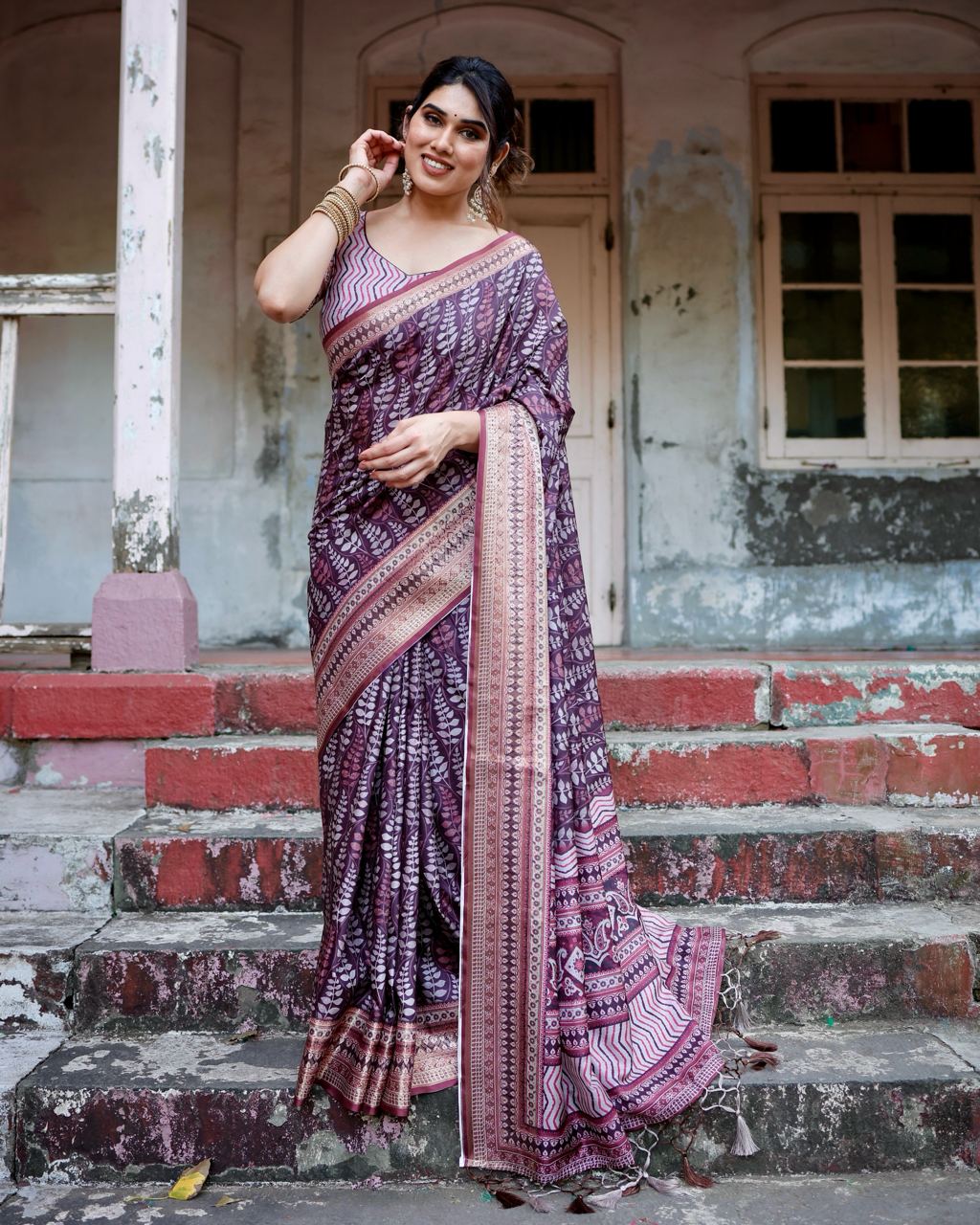 PURE SILK DIGITALLY PRINTED SAREE WEAVED WITH GOLDEN ZARI COMES WITH TASSELS