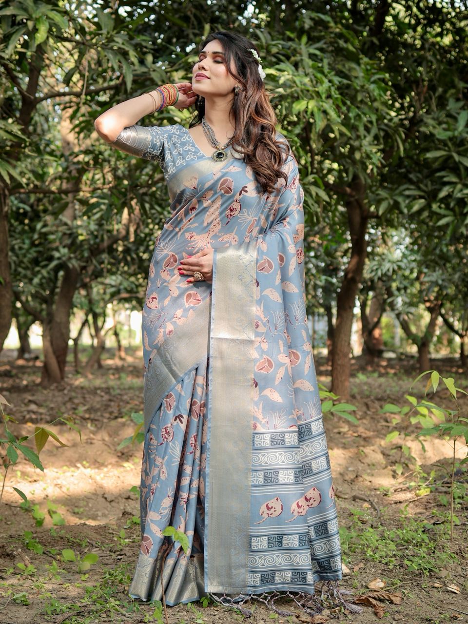 PURE SILK DIGITALLY PRINTED SAREE WEAVED WITH GOLDEN ZARI COMES WITH TASSELS