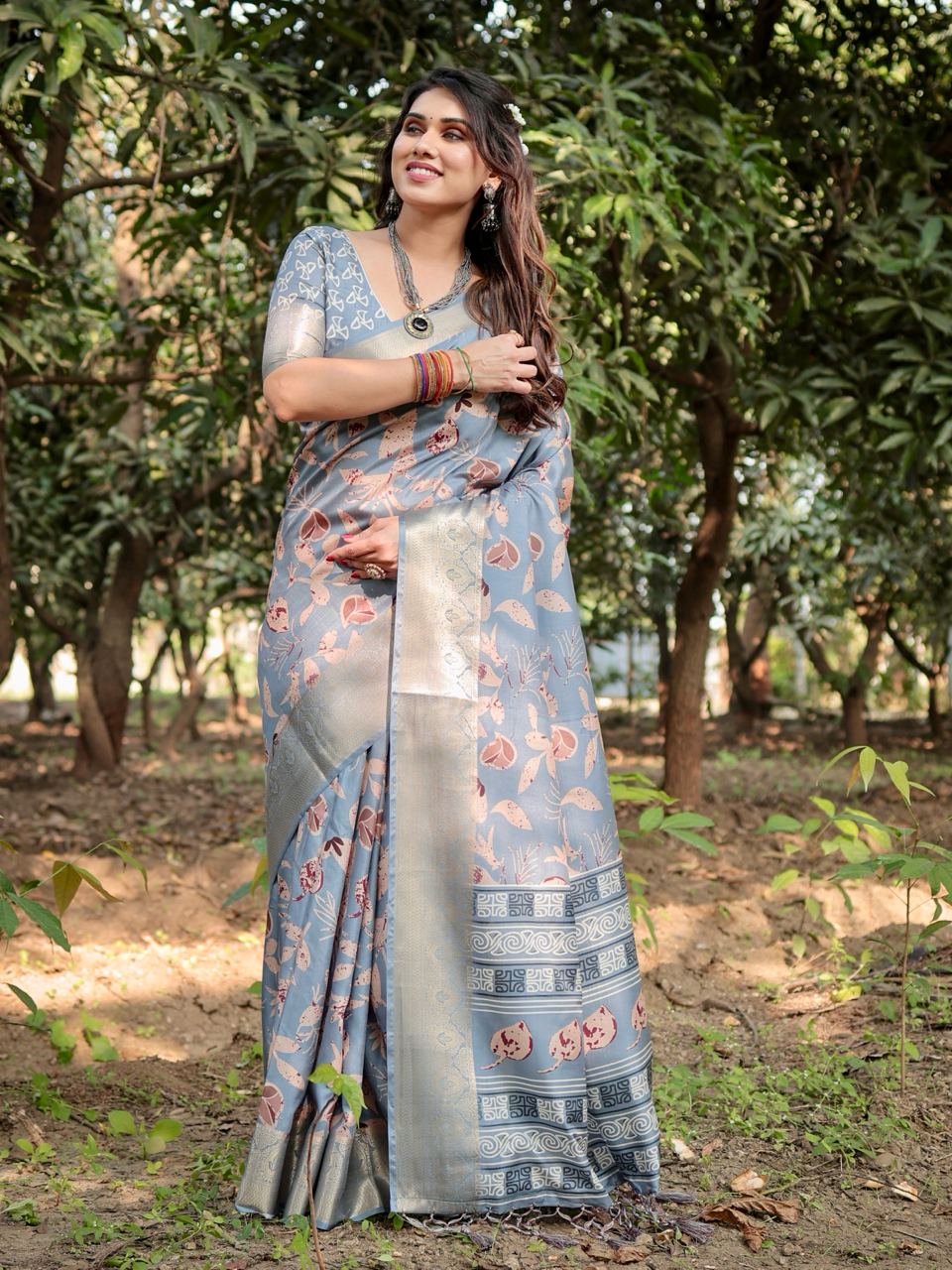 PURE SILK DIGITALLY PRINTED SAREE WEAVED WITH GOLDEN ZARI COMES WITH TASSELS