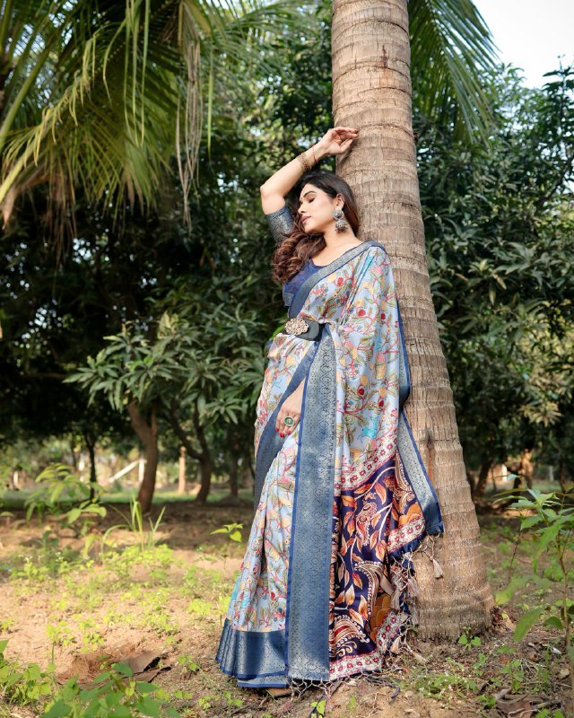 PURE SILK DIGITALLY PRINTED SAREE WEAVED WITH GOLDEN ZARI COMES WITH TASSELS