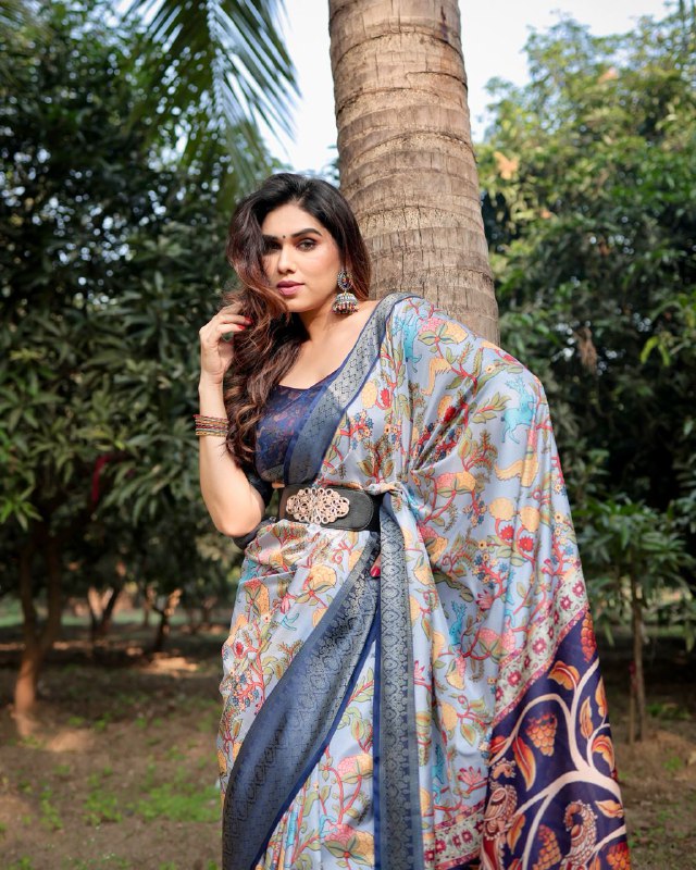 PURE SILK DIGITALLY PRINTED SAREE WEAVED WITH GOLDEN ZARI COMES WITH TASSELS