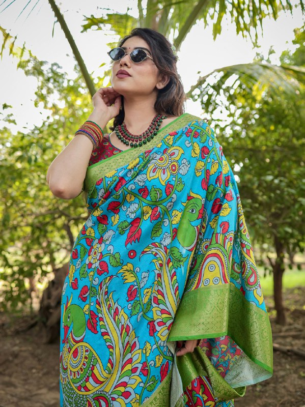 PURE SILK DIGITALLY PRINTED SAREE WEAVED WITH GOLDEN ZARI COMES WITH TASSELS