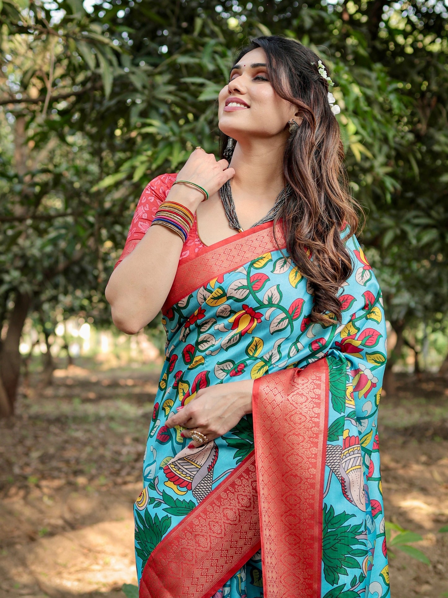 PURE SILK DIGITALLY PRINTED SAREE WEAVED WITH GOLDEN ZARI COMES WITH TASSELS