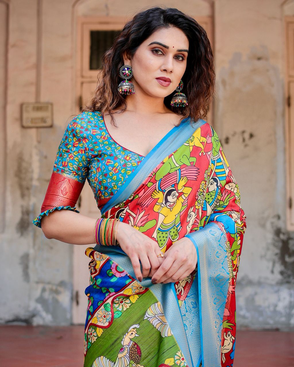 PURE SILK DIGITALLY PRINTED SAREE WEAVED WITH GOLDEN ZARI COMES WITH TASSELS