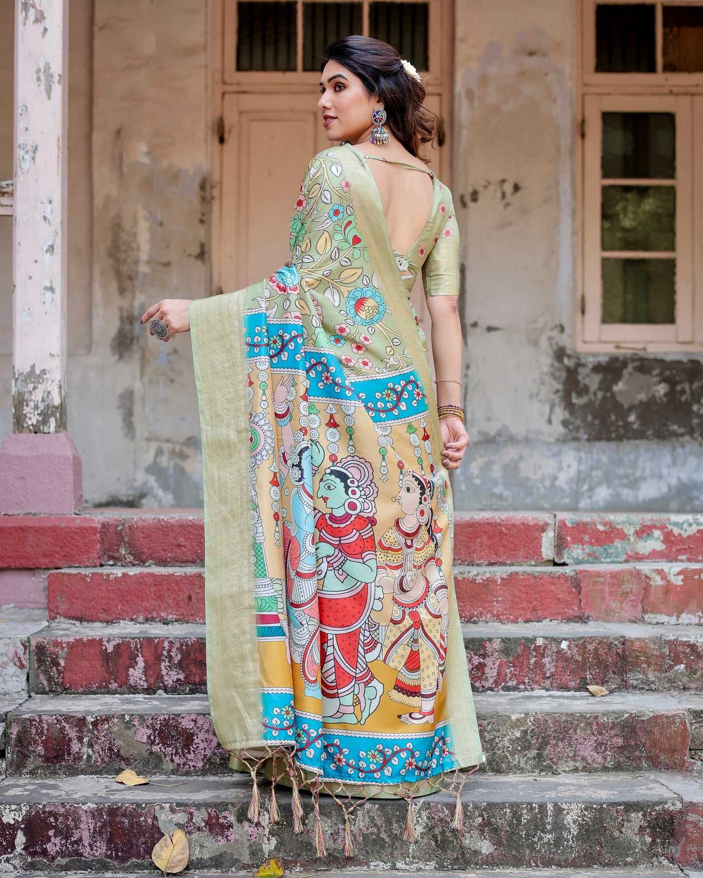 PURE SILK DIGITALLY PRINTED SAREE WEAVED WITH GOLDEN ZARI COMES WITH TASSELS