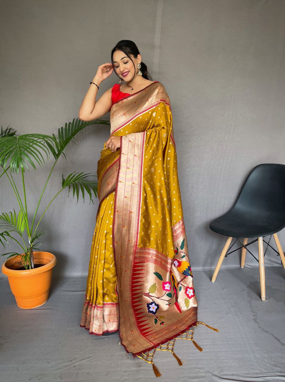 Amber Yellow Pure Paithani Silk Saree With Paithani Rich Weaved Pallu With Tassels And Unique Mottif Pattern